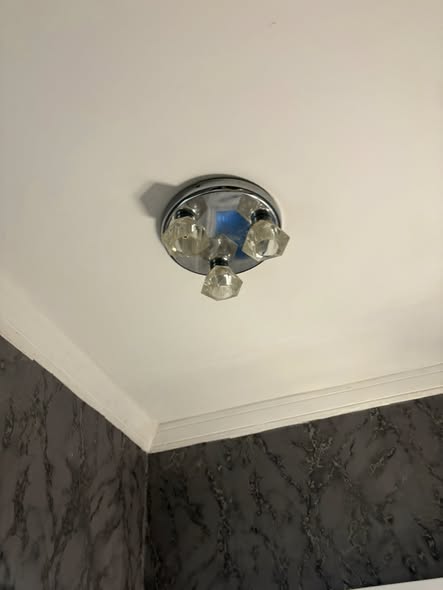 Faulty lighting before electrical repair — ProFix Home Services Glasgow